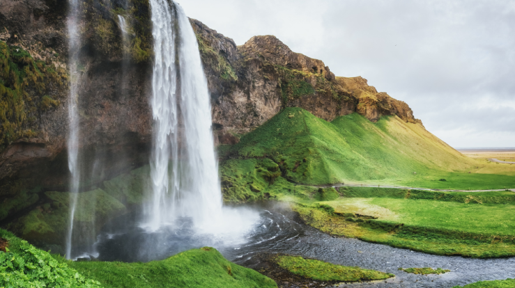 Devkund-Waterfall-Tinder-Travel